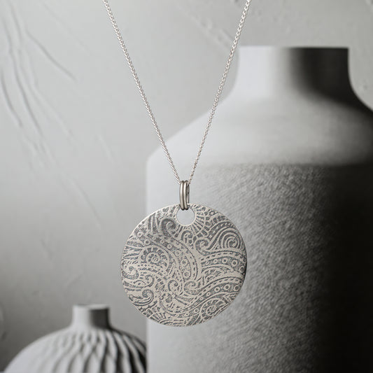 Paisley Pattern Circle Pendant